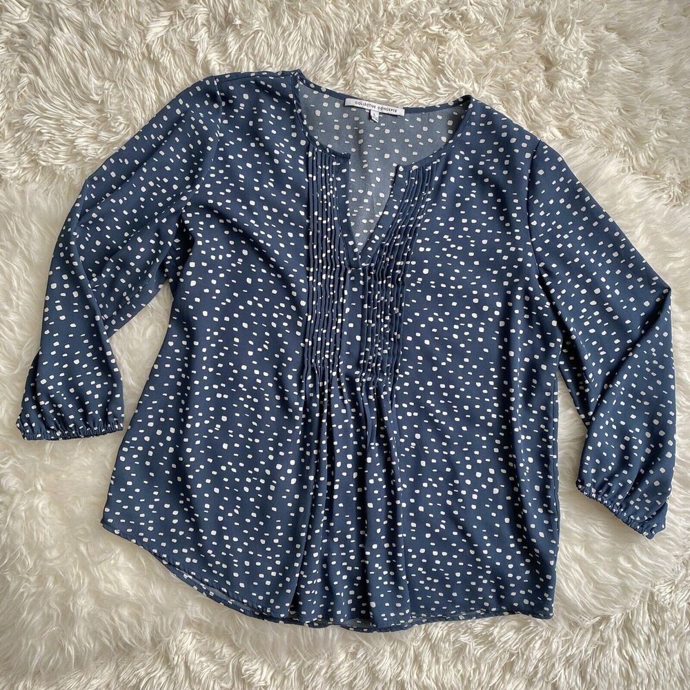 Collective Concepts Blue Pintuck Dotted Henley Blouse, Size L